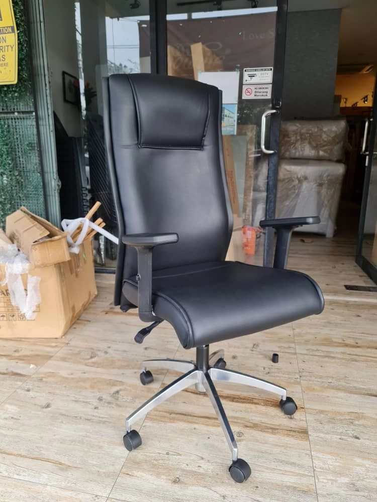 Executive Manager High Back PU Leather Office Chair | Ergonomic Office Chair | Kerusi Pejabat Moden | Office Chair Penang | Office Furniture Penang| KL | Penang | Puchong | Rawang | Shah Alam | Kulim | Lunas Kedah