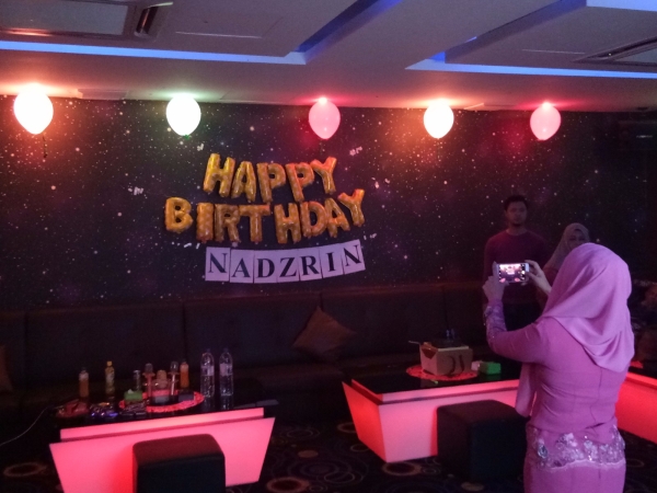 BIRTHDAY PARTY AT V KBOX VIP ROOM HAPPY BIRTHDAY NADZRIN BIRTHDAY PARTY AT V KBOX VIP ROOM Happy Birthday NADZRIN Latest Activities Kuala Lumpur (KL), Malaysia, Selangor Entertainment | V KBOX SDN BHD
