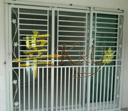 Mild/Wrought iron Steel Sliding Door with Wrought iron Flowers 