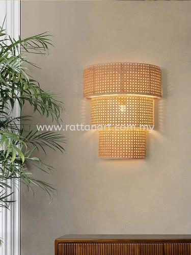 AURORA. RATTAN WALL LIGHT