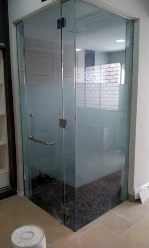 Shower Screen at Shah Alam
