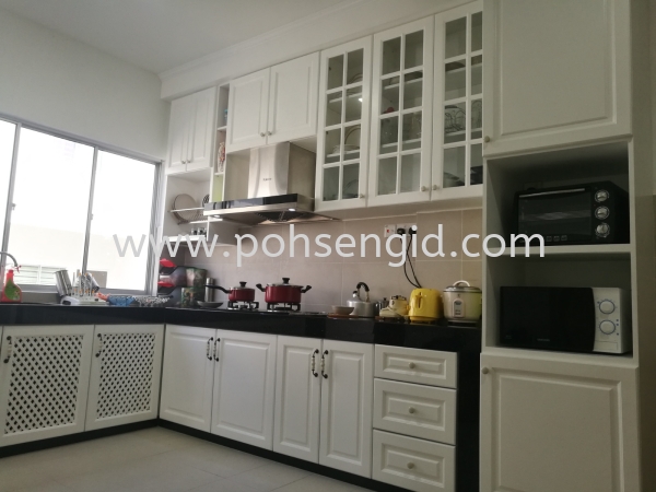 Nyatoh Spray Paint Kitchen Cabinet #SERI KIAMBANG Kitchen Seremban, Negeri Sembilan (NS), Malaysia Renovation, Service, Interior Design, Supplier, Supply | Poh Seng Furniture & Interior Design