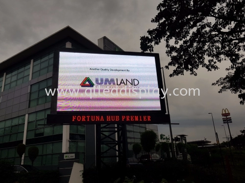 4.8M x 2.88M P10 Outdoor LED Display Board with Cabinet (Full Colour)