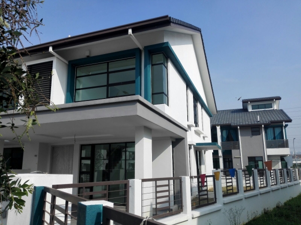  Silver Grey Tinted Glass  Bandar Bukit Raja Heat Rejected Solar Film Selangor, Malaysia, Kuala Lumpur (KL), Shah Alam Supplier, Supply, Supplies, Installation | Tint Pro Solar Film