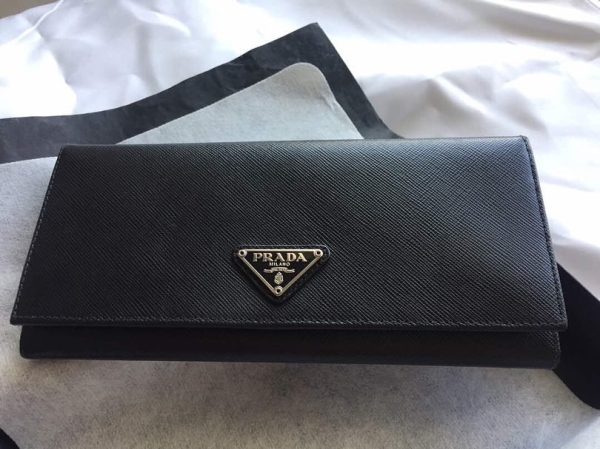 (SOLD) Prada Saffiano Long Wallet in Black Prada Kuala Lumpur (KL), Selangor, Malaysia. Supplier, Retailer, Supplies, Supply | BSG Infinity (M) Sdn Bhd