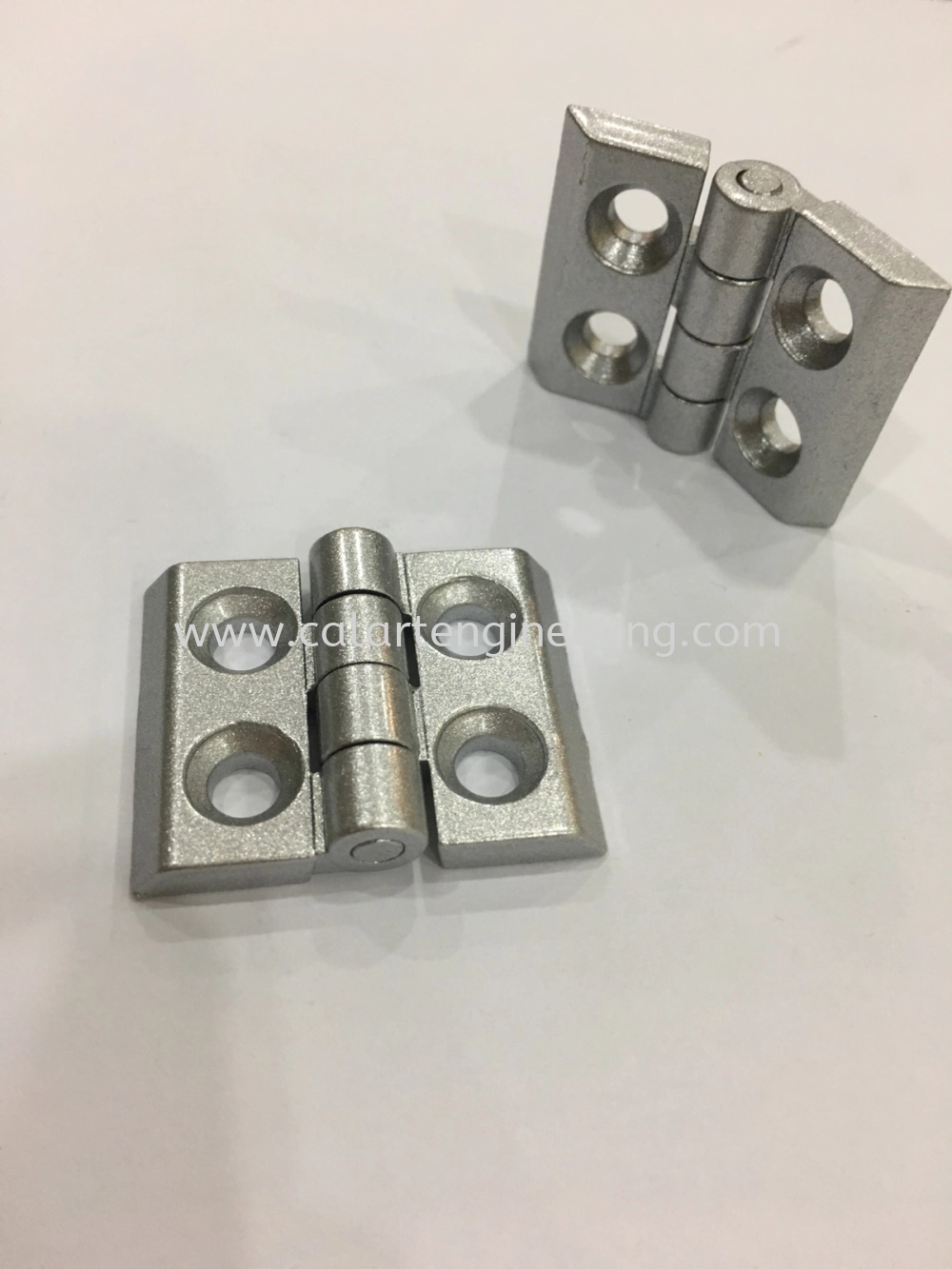 Metal Hinge 20 X 20