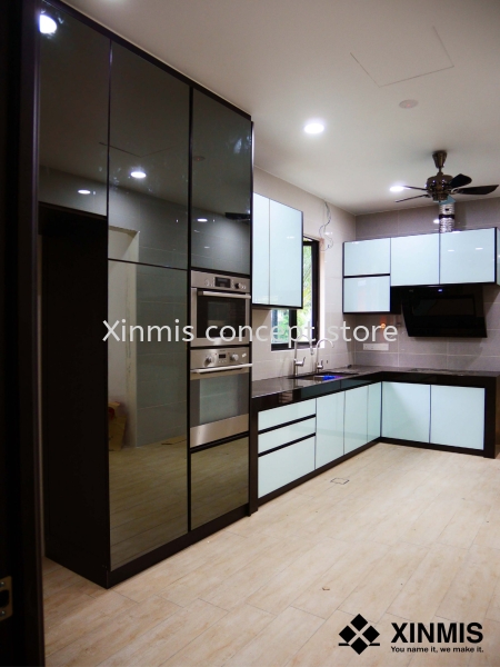 Aluminium kitchen cabinet - Jenjarom MIXED COLOR 4G GLASS DOOR Aluminium kitchen cabinet Selangor, Malaysia, Melaka, Kuala Lumpur (KL), Petaling Jaya (PJ), Malim Jaya Supplier, Supply, Design, Services | XINMIS CONCEPT STORE