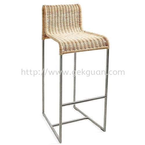 RBS 010 - RATTAN + STEEL BAR STOOL