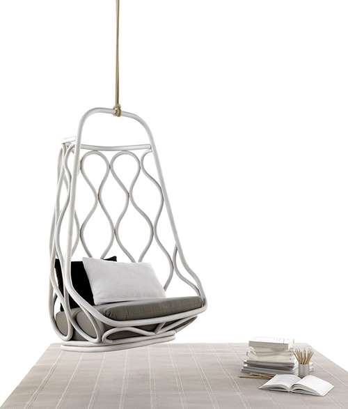 HC 017 - RATTAN HANGING CHAIR