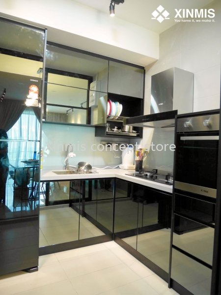 Aluminium kitchen cabinet - Kuala Lumpur  REFLECTIVE MOON (GREY MIRROR) 4G GLASS DOOR Aluminium kitchen cabinet Selangor, Malaysia, Melaka, Kuala Lumpur (KL), Petaling Jaya (PJ), Malim Jaya Supplier, Supply, Design, Services | XINMIS CONCEPT STORE