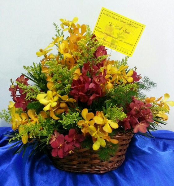 Orkid Basket (BA-182)  Round Table Arrangement Basket Arrangement Kuala Lumpur (KL), Selangor, Malaysia Supplier, Suppliers, Supply, Supplies | Shirley Florist