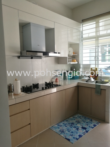 Solidply Kitchen Cabinet @ Rimbun Vista Kitchen Seremban, Negeri Sembilan (NS), Malaysia Renovation, Service, Interior Design, Supplier, Supply | Poh Seng Furniture & Interior Design