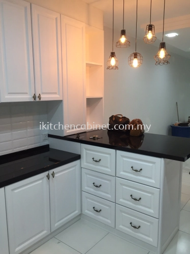 C1 – Kitchen Cabinet With Solid Nyatoh Door