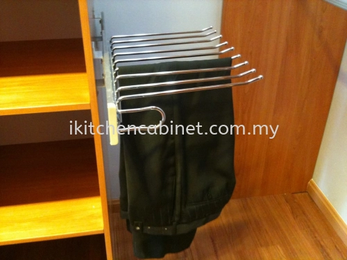 WA4 - Pull Out Trouser Rack (Small)