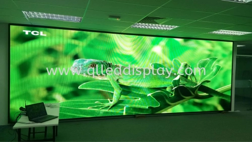 24.3FT X 8.5FT P4 Indoor LED Display Board (Full Colour)