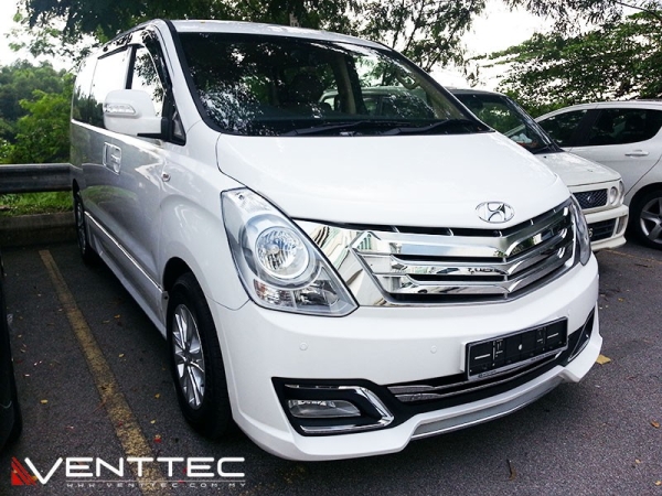 HYUNDAI STAREX / IMAX / H1 / H300 / ILOAD (4 DOOR) 2008 - ABOVE = VENTTEC DOOR VISOR HYUNDAI VENTTEC Malaysia, Selangor, Kuala Lumpur (KL), Semenyih Manufacturer, Supplier, Supply, Supplies | Venttec Supply (M) Sdn Bhd