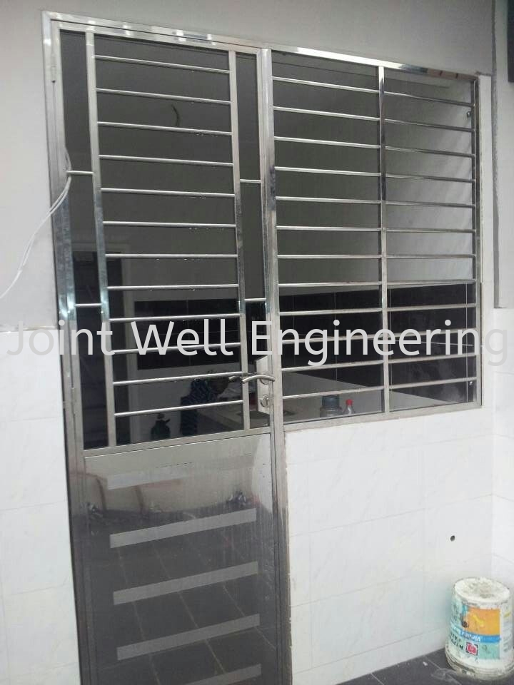 Stainless Steel Window Grille Design Window Set With Safety Door Stainless  Steel Window Grill Johor Bahru (JB), Johor Installation, Supplier,  Supplies, Supply | Joint Well Engineering (M) Sdn Bhd