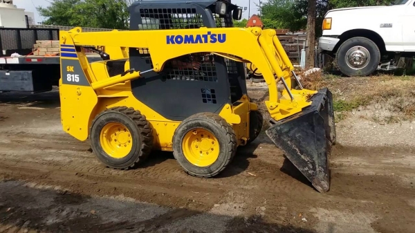 Skid Steer Loader Komatsu SK815 Skid Steer Loader Rental Malaysia, Johor, Singapore, Selangor, Kuala Lumpur (KL), Penang Rental, Supplier | Schmetterling Rental Sdn Bhd