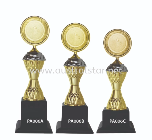 PLASTIC TROPHY - PMT150 (G)