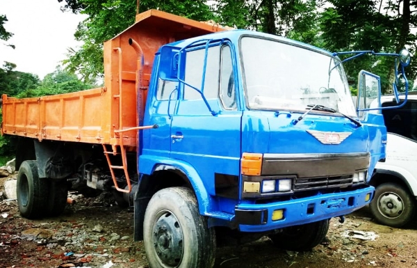 6 Tyres Tipper Tipper Rental Johor Bahru (JB), Malaysia, Johor Service, Supplier, Supply, Supplies | Sunway Earthworks Engineering