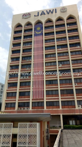 Giant Mesh Tarpaulim Merdeka Flag Install