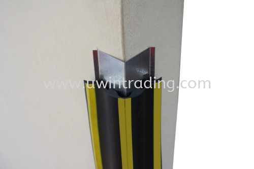 Steel Retainer Corner Guard