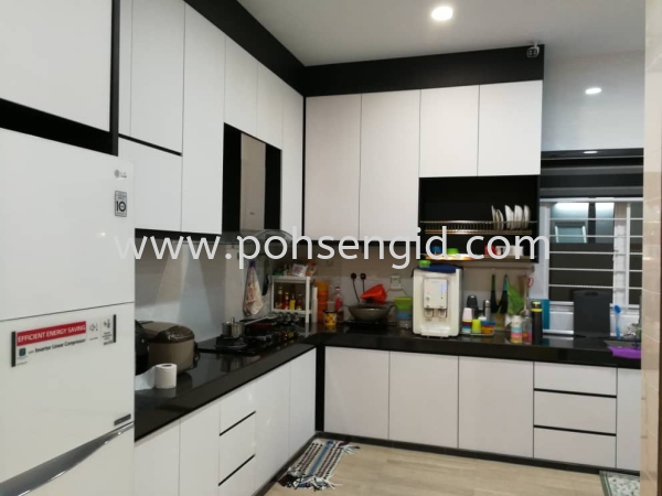 Solid Ply Laminate Kitchen Cabinet #BAHAU CHENGKAU Kitchen Seremban, Negeri Sembilan (NS), Malaysia Renovation, Service, Interior Design, Supplier, Supply | Poh Seng Furniture & Interior Design