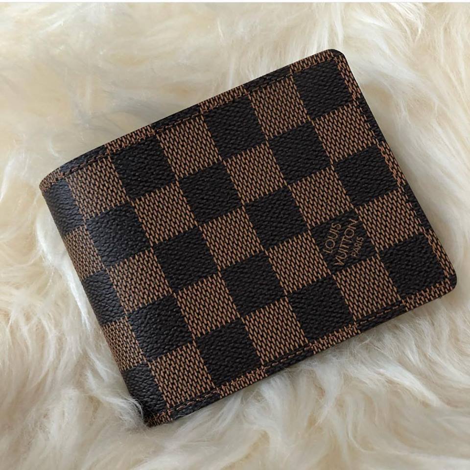 LV ZIPPY COIN PURSE VERTICAL, Men's Fashion, Watches & Accessories, Wallets  & Card Holders on Carousell