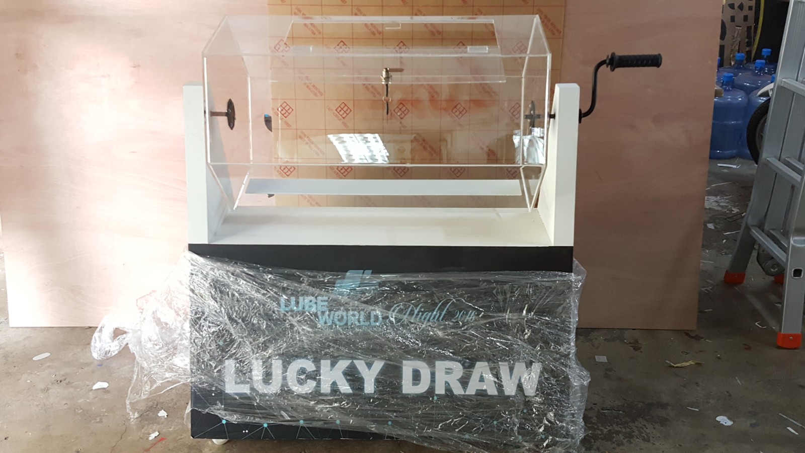 Lucky Draw Box - Carnival Wiz