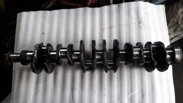 NISSAN UD T5 TD42 CRANKSHAFT NISSAN CRANKSHAFT NISSAN Lorry Spare Parts Selangor, Malaysia, Kuala Lumpur (KL), Rawang Supplier, Suppliers, Supply, Supplies | Yik Long Auto Enterprise