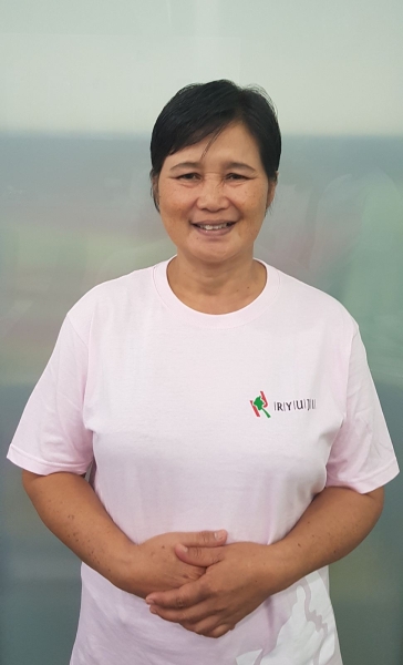 Lastuti (43 yrs old)  INDONESIA - Experience maid Kuala Lumpur (KL), Malaysia, Selangor Agency, Supplier, Supply, Service | Agensi Pekerjaan Ryuji Sdn Bhd