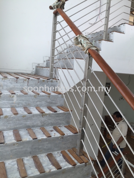  HANDRAIL HANDRAIL STAINLESS STEEL Johor Bahru (JB), Skudai, Malaysia Contractor, Manufacturer, Supplier, Supply | Soon Heng Stainless Steel & Renovation Works Sdn Bhd