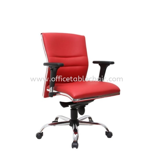 ZOLO(B) DIRECTOR LOW BACK LEATHER CHAIR C/W CHROME TRIMMING LINE