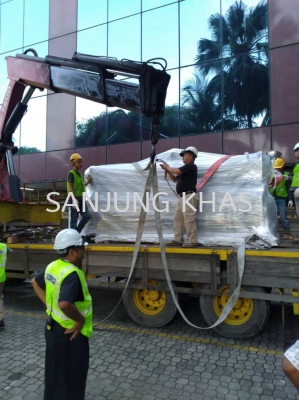 Installation of Screw Chiller