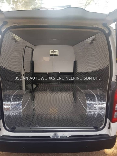 Checker plate full cover Toyota Hiace Penal  FULL CHECKER  CHECKER PLATE UNTUK KENDERAAN  Kuala Lumpur (KL), Malaysia, Selangor Supplier, Suppliers, Supply, Supplies | Mobile Life Automobil Sdn Bhd