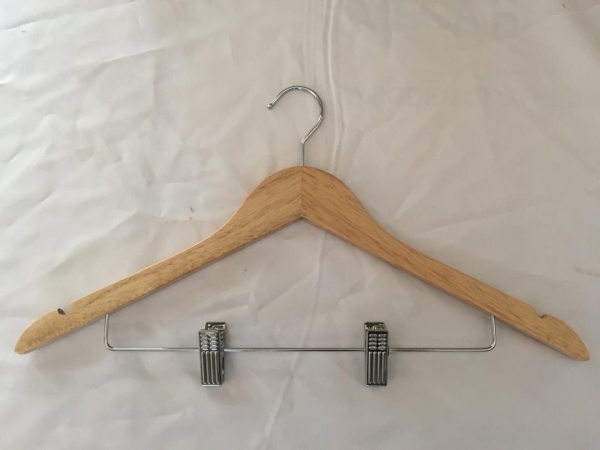 Model: 8022 Hanger With Clip Malaysia, Johor Manufacturer & Supplier | Megaluck Corporation Sdn Bhd