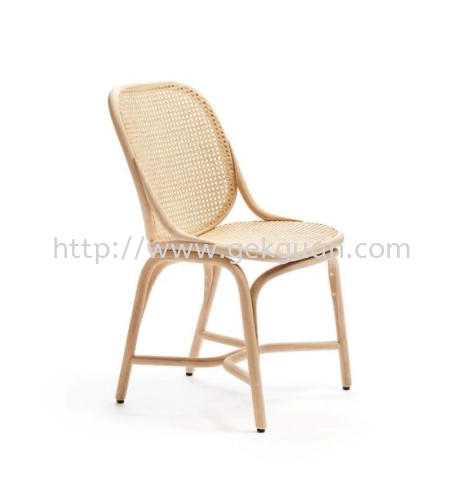 RF 127 - ROXY RATTAN CHAIR 