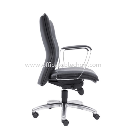 HALLFAX DIRECTOR LOW BACK LEATHER CHAIR C/W ALUMINIU DIE-CAST BASE