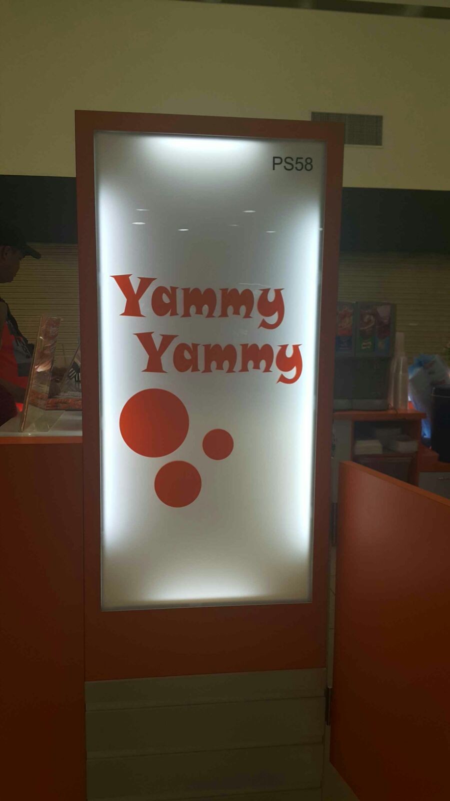 Yammy Yammy Lightbox