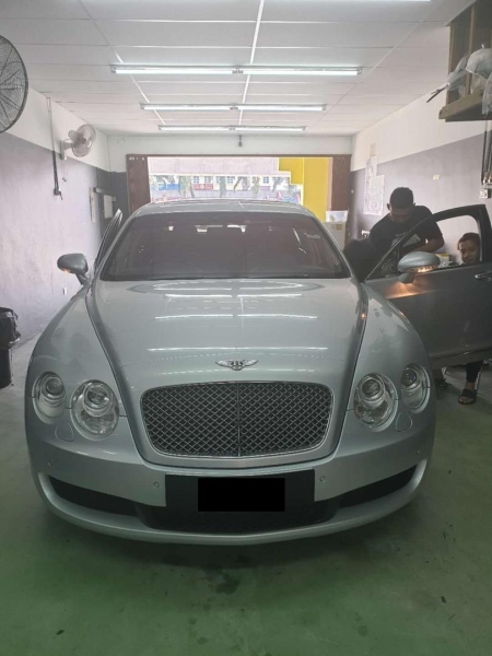 BENTLEY CONTINENTAL FLYING SPUR BE53W BENTLEY CONTINENTAL BENTLEY WINDSCREEN REPLACEMENT WINDSCREEN REPLACEMENT Kuala Lumpur (KL), Malaysia, Selangor, Penang, Johor Bahru (JB), Perak Service | CCH Auto Glass Sdn Bhd