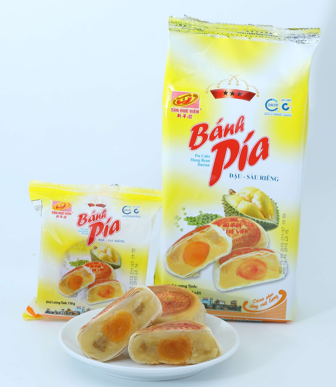 MUSANG KING DURIAN PIA WITH YOLK