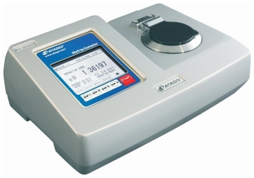 ATAGO Refractometer 