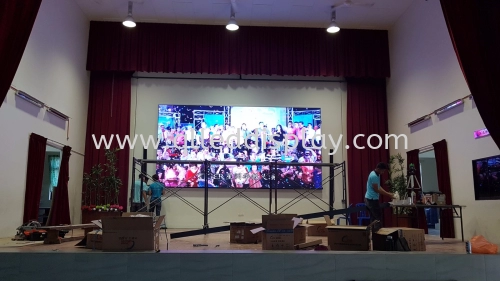W17.85FT x H8.9FT P4 INDOOR FULL COLOUR LED DISPLAY BOARD 