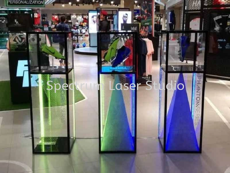 Acrylic Display Cutting Solutions