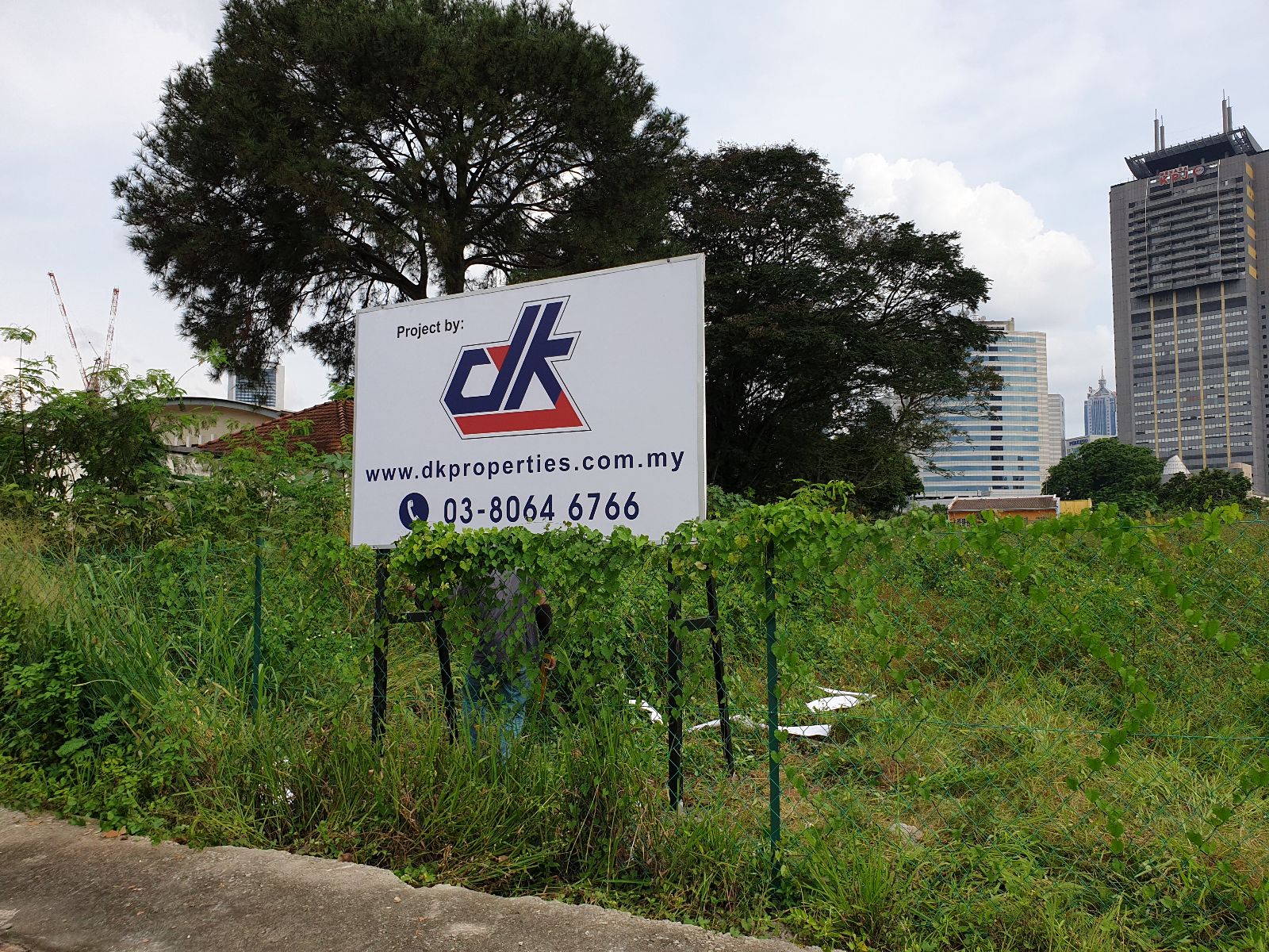Outdoor inkjet printing signboard