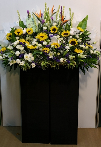 Funeral Arrangment (FA-200) Big Funeral Flower Arrangement Funeral Arrangement Kuala Lumpur (KL), Selangor, Malaysia Supplier, Suppliers, Supply, Supplies | Shirley Florist