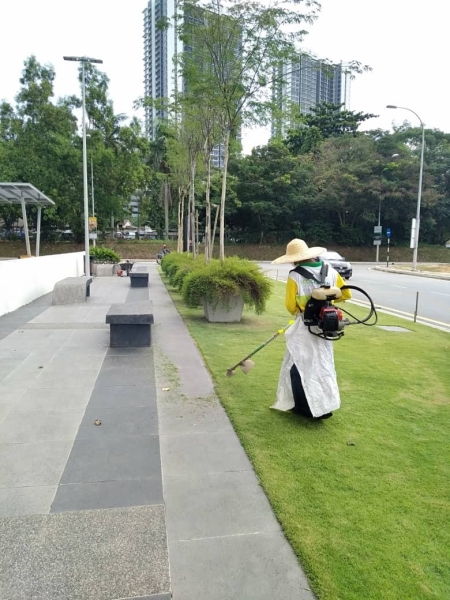 Grass Cutting Grass Cutting  Landscape Maintenance  Kuala Lumpur (KL), Malaysia, Selangor, Johor Bahru (JB), Damansara, Bukit Indah Services, Projects | Ecogarden Landscape Sdn Bhd