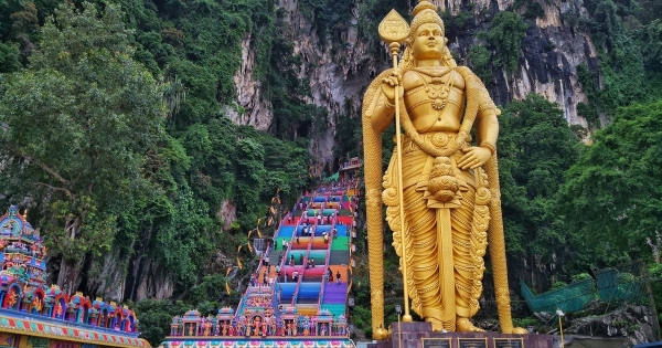 Country Tour (Batu Cave) Attractions Selangor, Malaysia, Kuala Lumpur (KL), Puchong Service | Aswinas Holidays Sdn Bhd