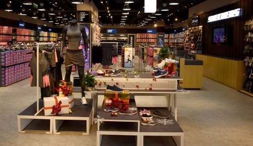 Skechers In Singapore Opens Southeast Asia¡¯s Largest Store Yet
