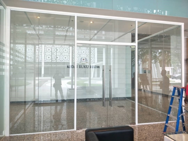  Aluminium Partition with Glass Partition Puchong, Selangor, Kuala Lumpur (KL), Malaysia. Supplier, Supply, Supplies, Service | LS Venture Glass Sdn. Bhd.